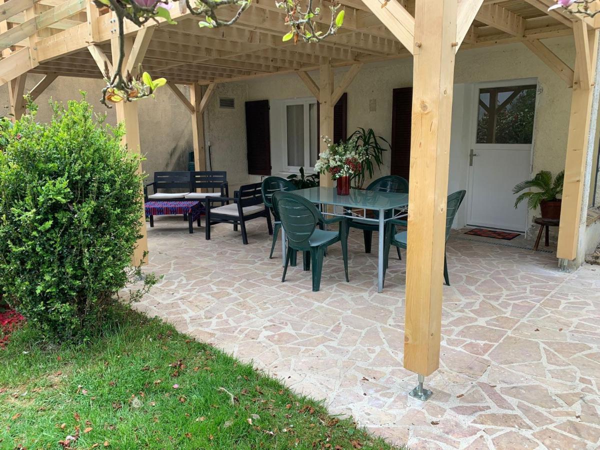 L'Echappee Briarde Apartment Marles-en-Brie Luaran gambar
